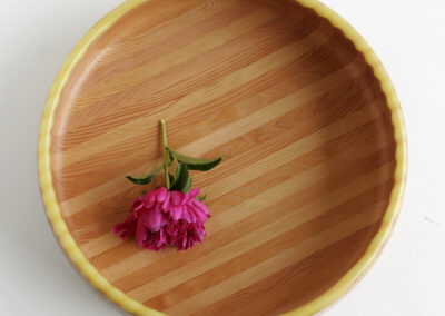 Ruffle edge bowl yellow